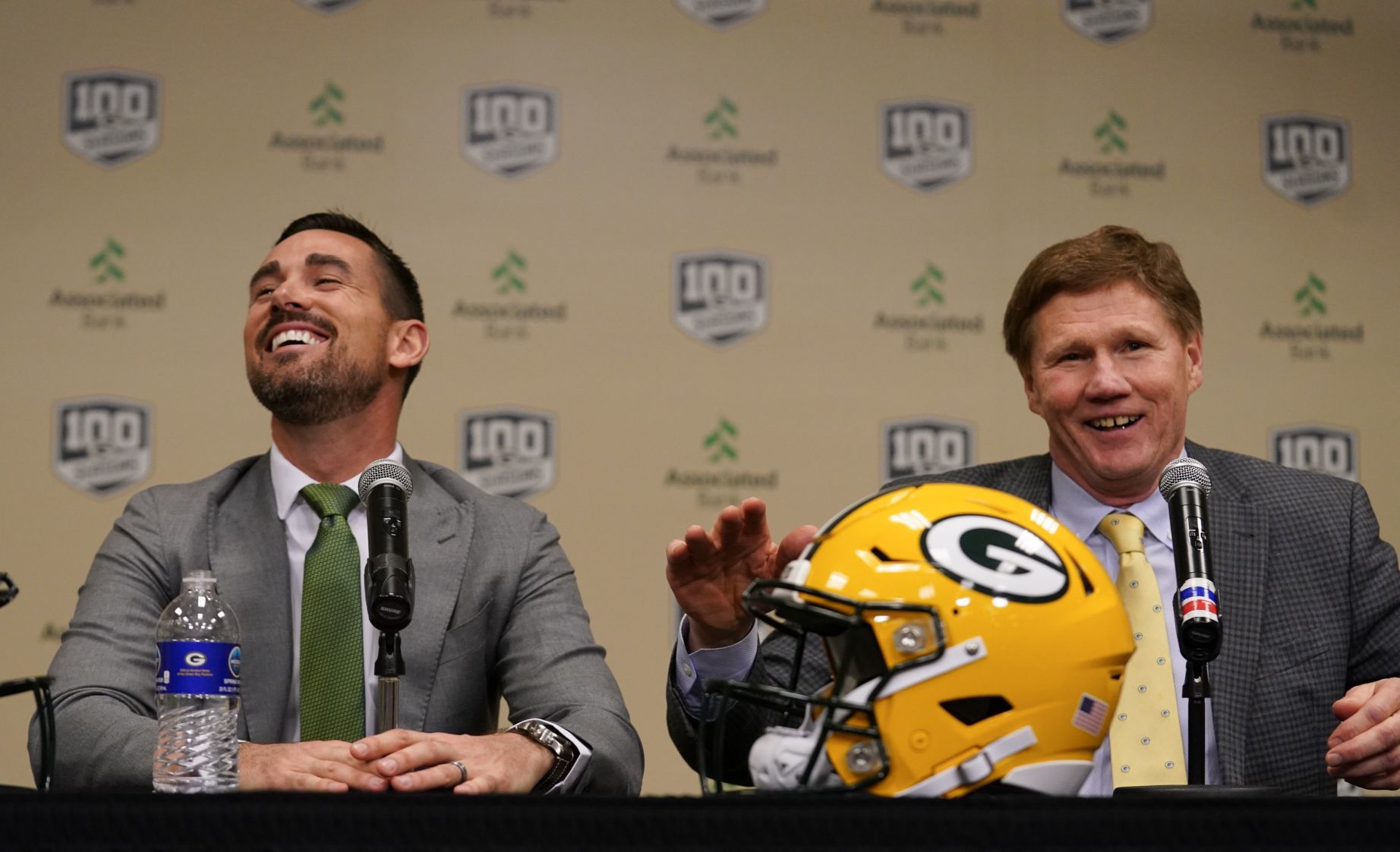 Packers hold news conference